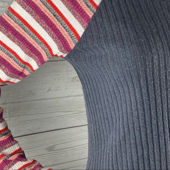 Chris & Carol Raglan Sweater - Picture 5 of 12